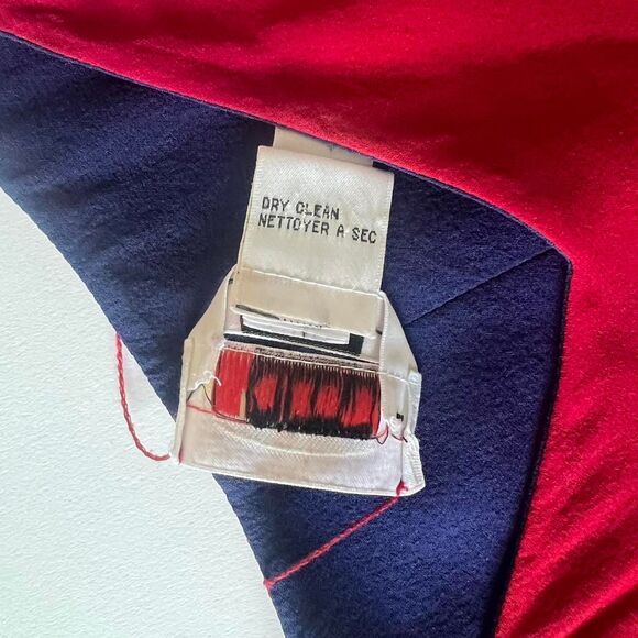 Reversible navy blue/red 100% silk cami with a V-neckline - Picture 4 of 8